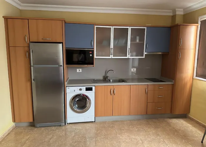 In S/c Tenerife Center For 4 Persons * Santa Cruz de Tenerife